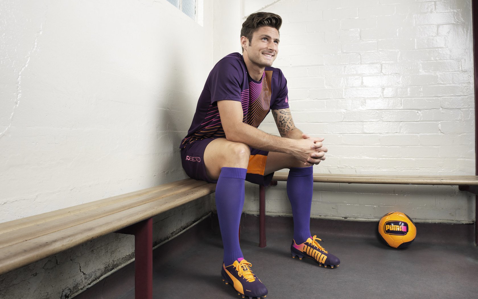 开云体育app-巴萨拿下阿根廷，一场比赛背后的足球全球化密码与富安健洋的亚洲里程碑