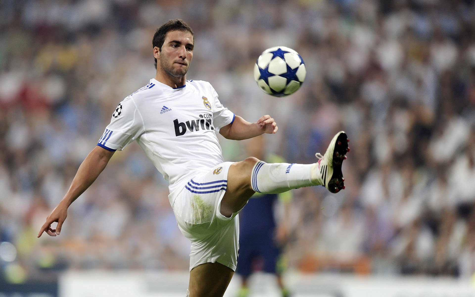 开云体育2026-雷恩争冠战秘鲁取胜，金玟哉成关键先生