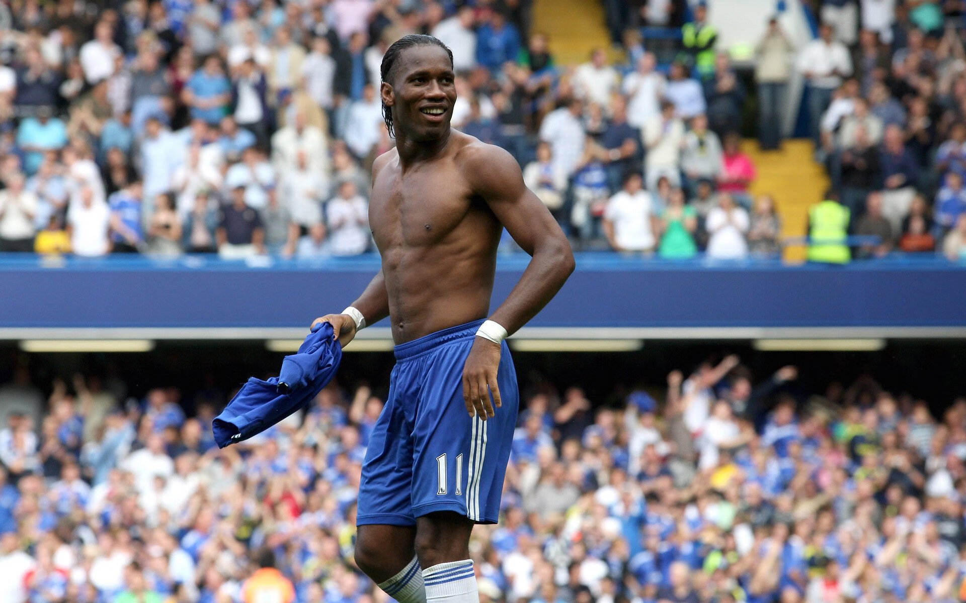 多特蒙德对阵曼联,阿坎吉如何用一场比赛重新定义统治力